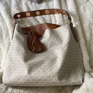 Michael Kors Shoulder Bag